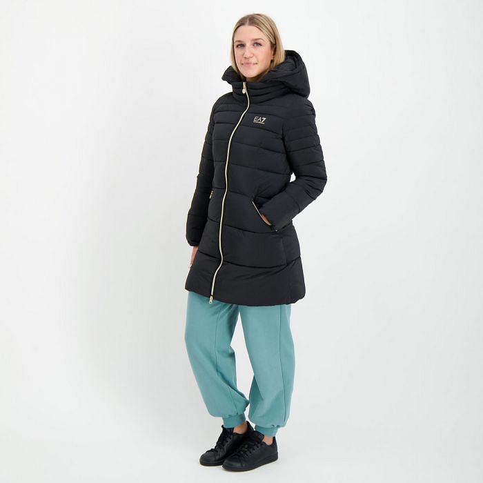 EA7 EMPORIO ARMANI PIUMINO CON CAPPUCCIO STACCABILE DONNA 048447301 0200 BLACK WITH LOGO Giacconi Donna Moda