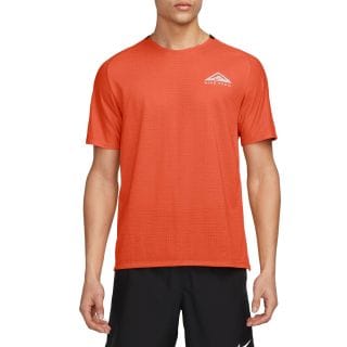 Nike Dv9305 T-shirt Dri-fit Trail Solar Chase Abbigliamento Running Uomo