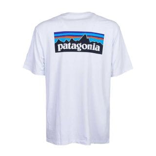 Patagonia 38504 T-shirt P-6 Logo Responsibili-tee Abbigliamento Montagna Uomo