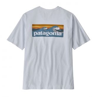 Patagonia 37655 T-shirt Boardshort Logo Pocket Responsibili-tee® Abbigliamento Montagna Uomo