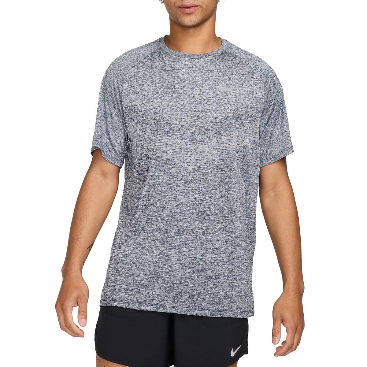 T-SHIRT DRI-FIT ADV STRIDE