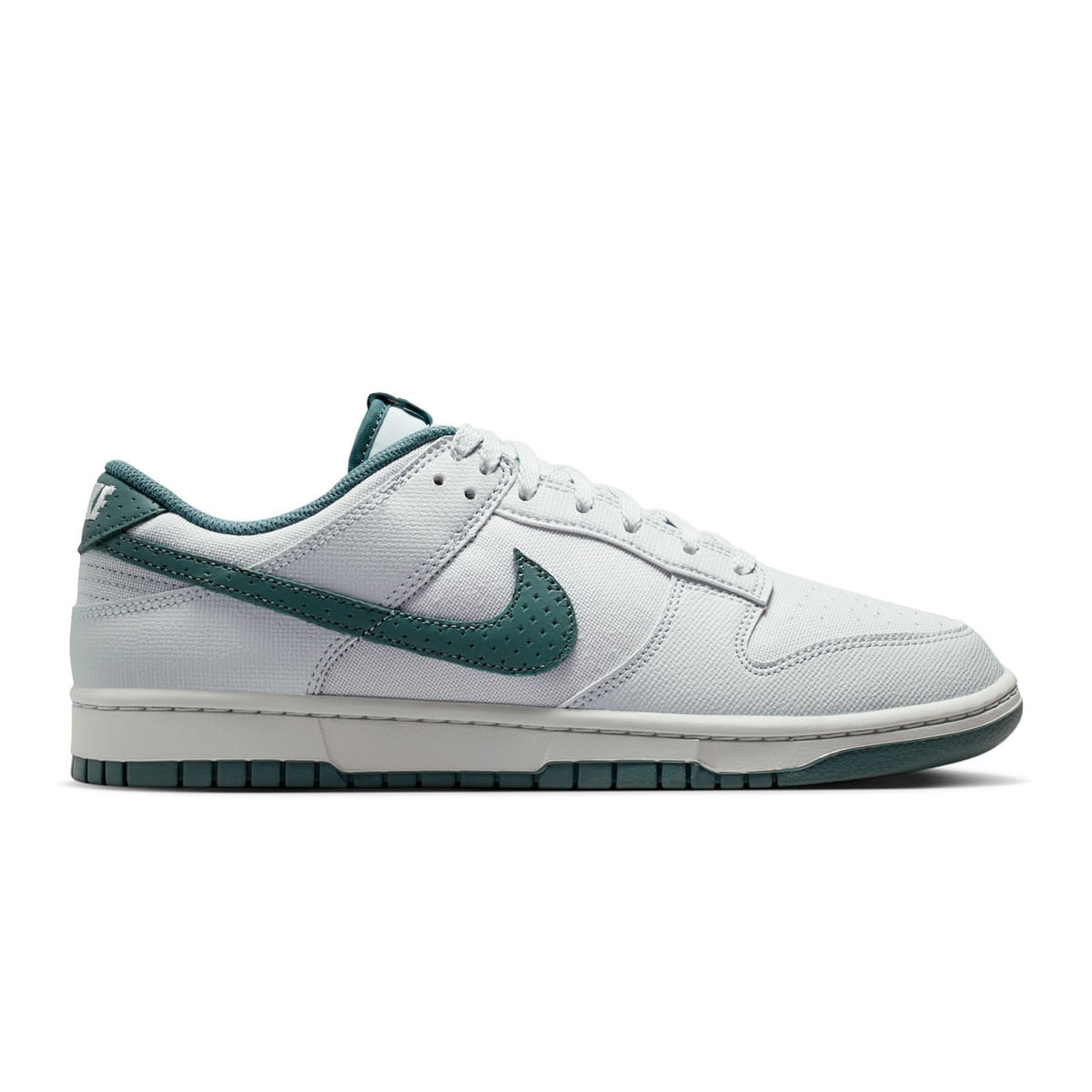 DUNK LOW RETRO