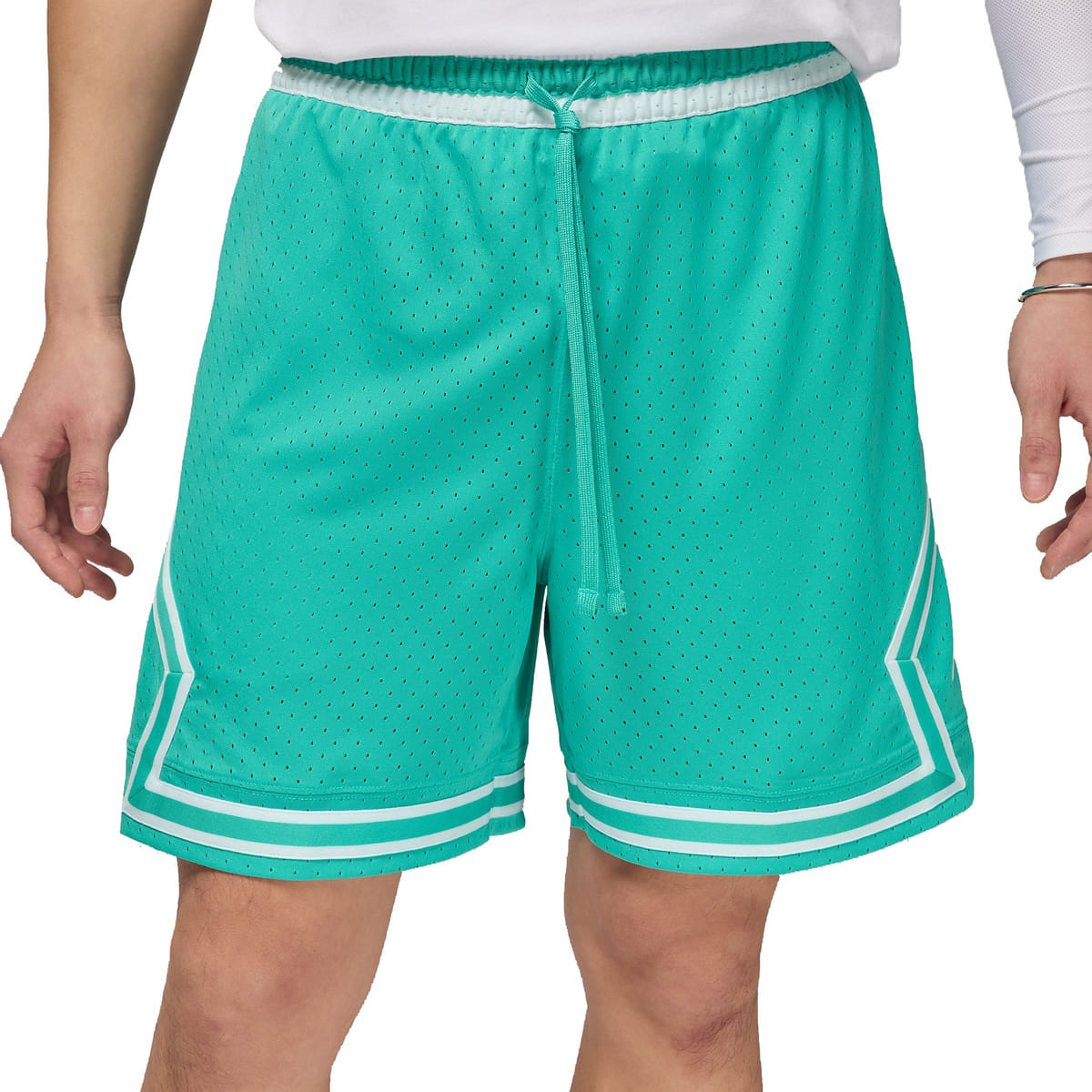 SHORT DIAMOND