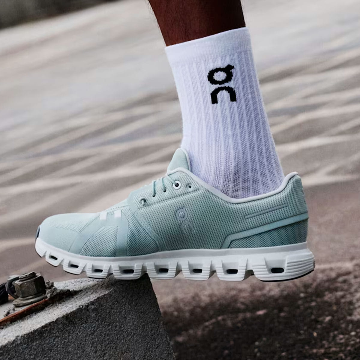 On Cloud 6